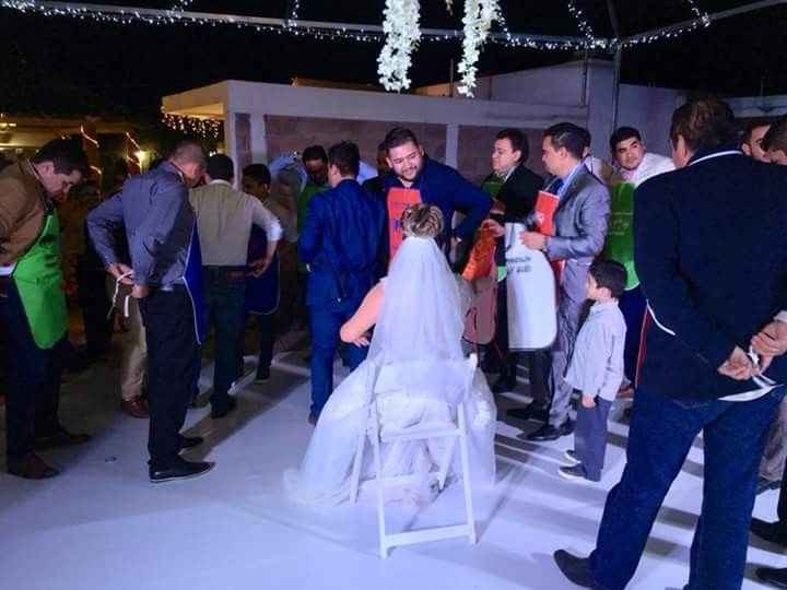  Tu peinado:chongos - 1