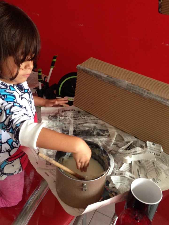 mi nieta postiza encantada apoyandome