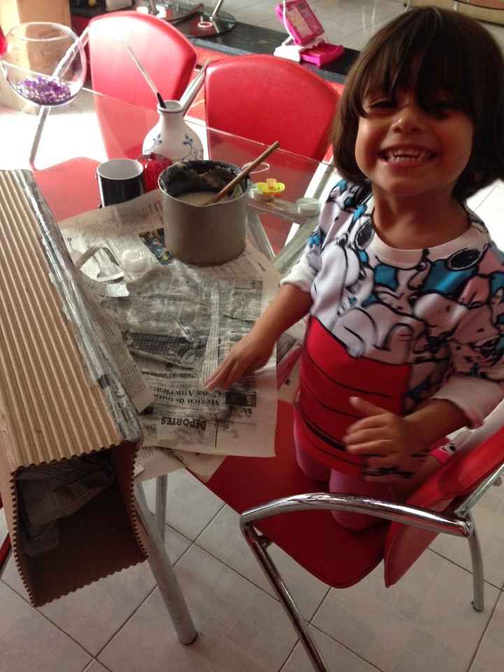 mi nieta postiza encantada apoyandome