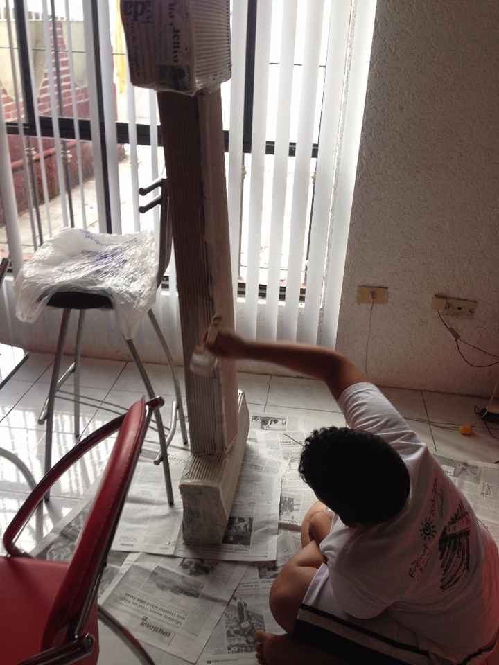 el también colaboró