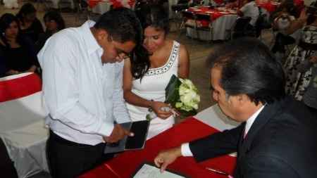 en el momento justo de poner la huellas