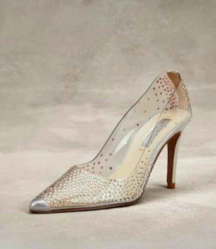 Para las que aún no elegimos zapatillas para el día b - 10