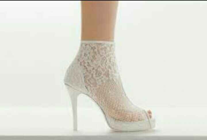 Para las que aún no elegimos zapatillas para el día b - 12