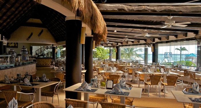 The Reef Playacar4