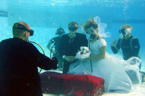 Boda bajo el agua13