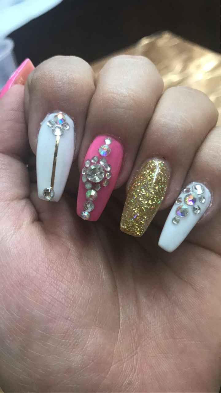 Consejo de uñas para la boda - 1