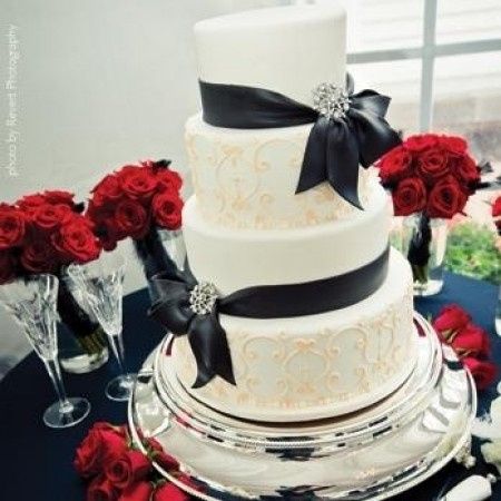 Pastel para boda con listones