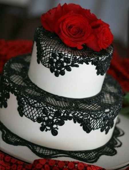 Pastel con flores naturales