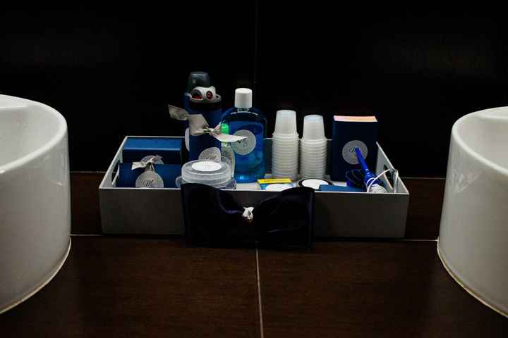 Canasta para baños hombres