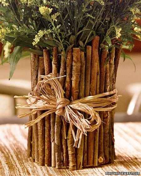 Lata con ramas de arbol asimetricas