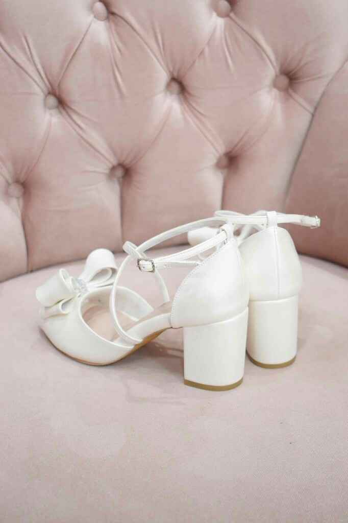 Habemus zapatillas de novia - 4