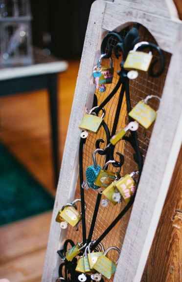 candados en vez de libro de invitados