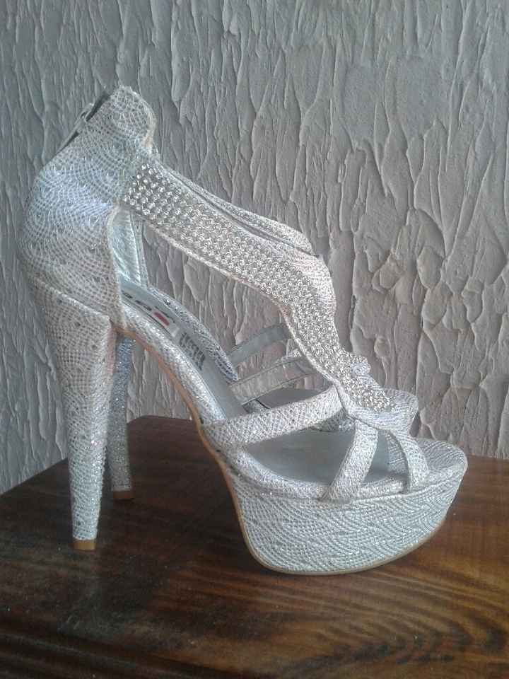 Al fin encontre mis zapatillas - 1