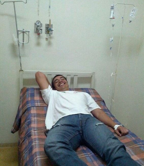 2012, cuando me visitó en el hospital, siendo amigos