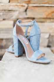 Azul para complementar tu ajuar con algo azul