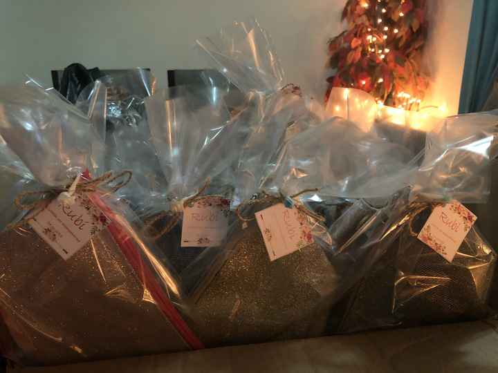 Recuerditos y premios para la despedida - 4