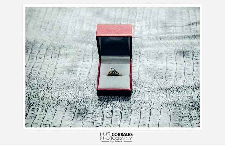 Con ustedes mi anillo de compromiso - 2