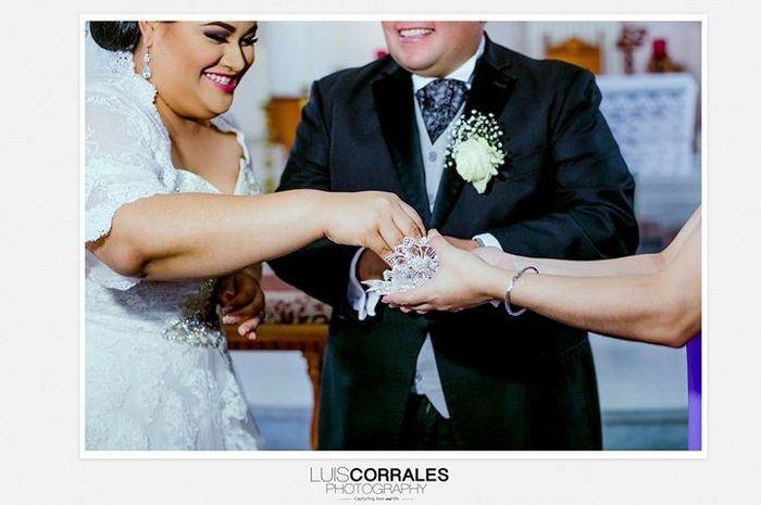 Felizmente casada - 17