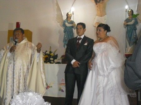 juntos en el altar