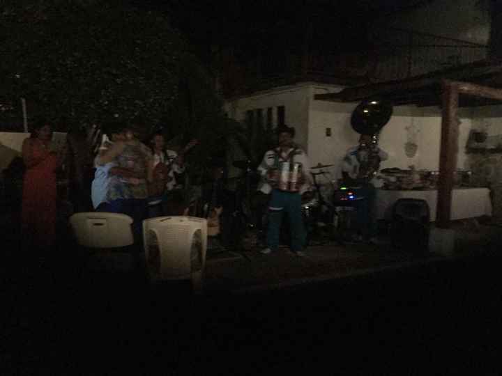 ¿quienes asisten a la fiesta de compromiso? - 2