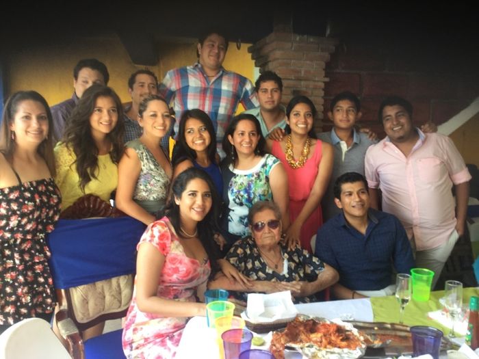 ¿quienes asisten a la fiesta de compromiso? - 1