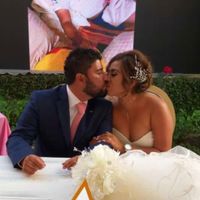 Mañana es el día, muero de nervios y estoy estresada, me lo quite tomado foto de mis accesorios - 1