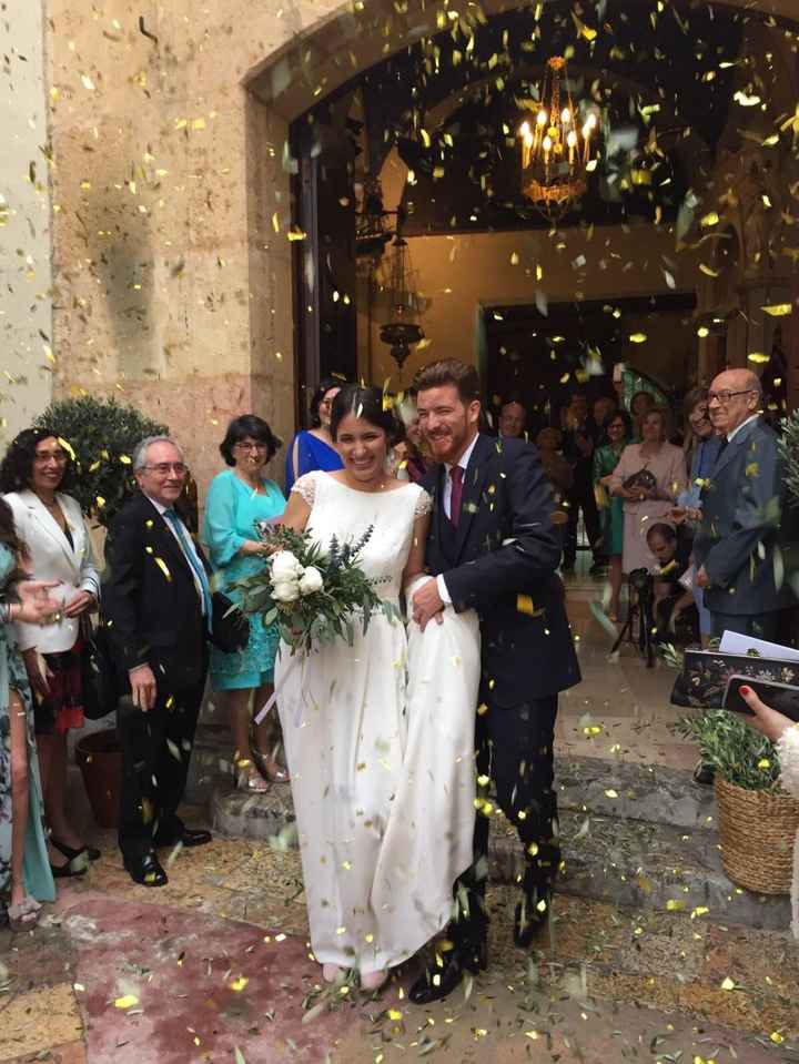 Salida de la Iglesia - 1