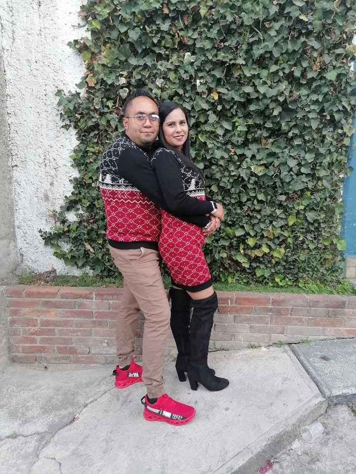 ¿Te gustan los ugly sweater en parejas? 🧥 - 1