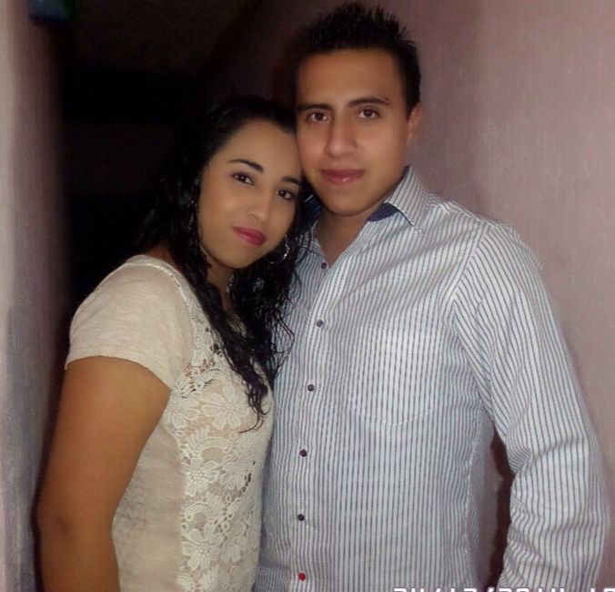 Presuman a su prometido!! - 1