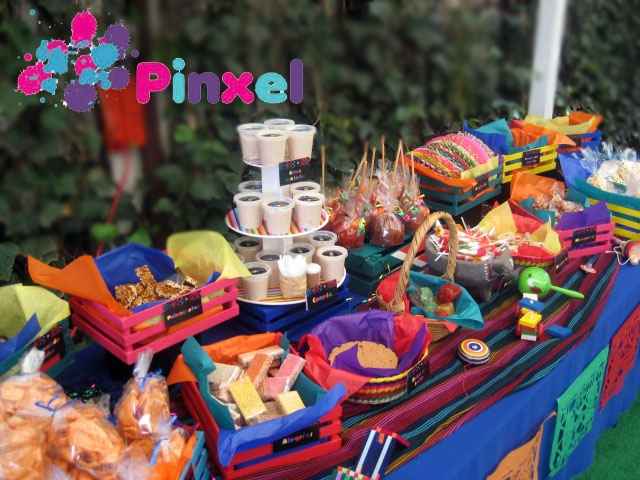 mesa de dulces mexicanos