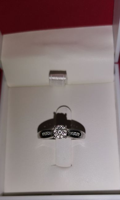 Por último... Muéstranos tu anillo 💍😍 - 1