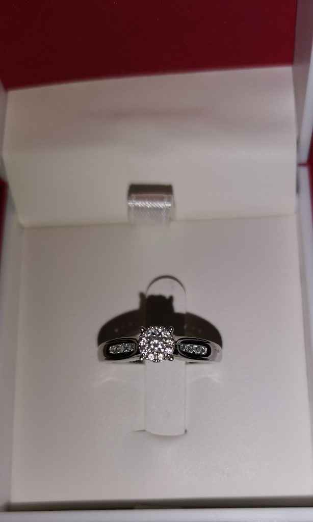 Por último... Muéstranos tu anillo 💍😍 - 1