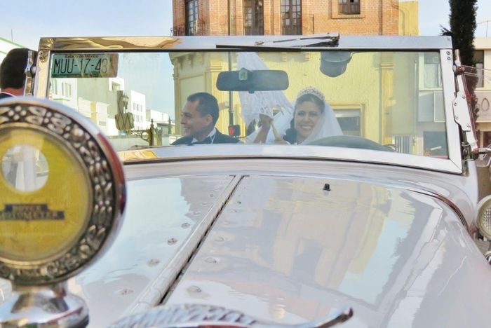 ya casaditos rumbo al fieston!