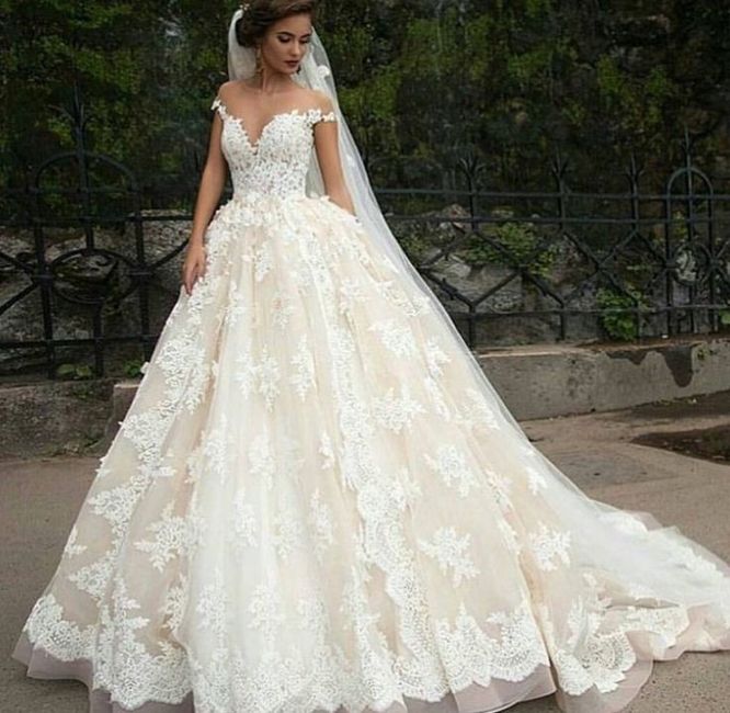Si tu Fm tuviera que elegir tu vestido de boda.. 5