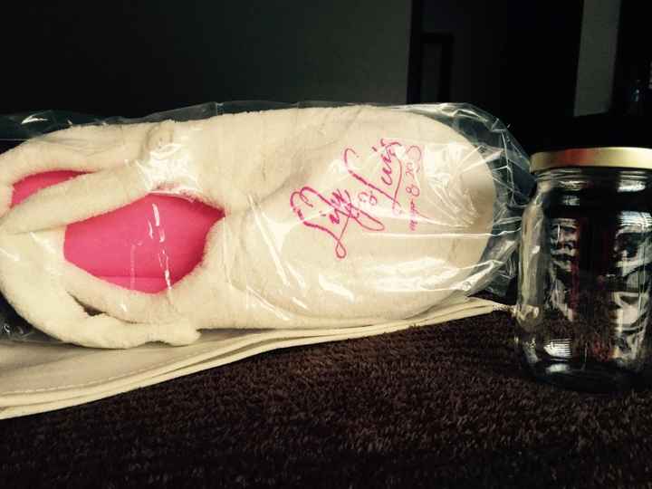 Pantucrocs y frascos a rellenar con dulce de leche, listos - 1