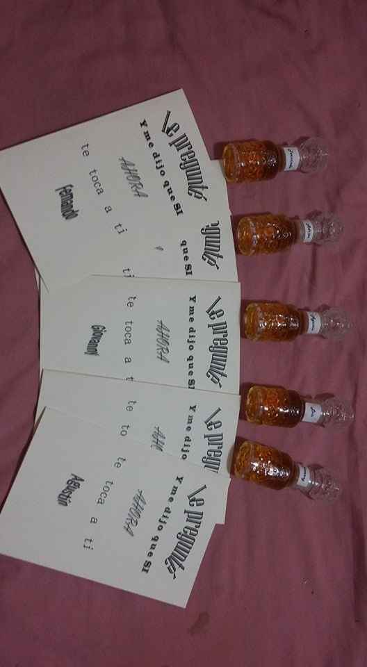 Invitación y presente para los bestman!!