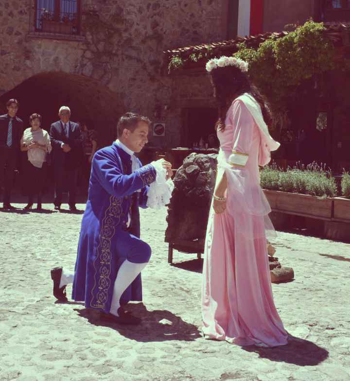 ¿Dónde te lo dio? 💍😍 - 1