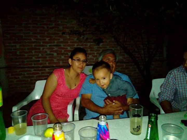 mi padre y mi sobrino más pequeño