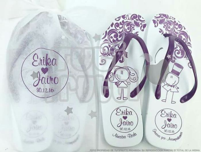 Combinacion de colores lila, blanco y dorado - 5