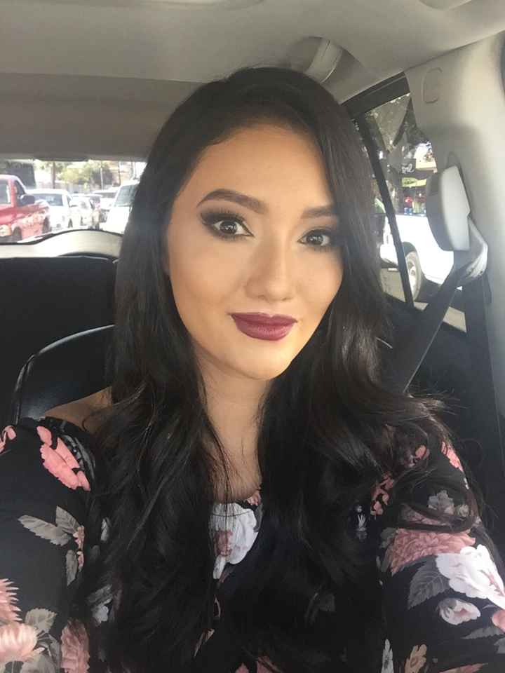  Peinados para novias de cabello rizado - 1