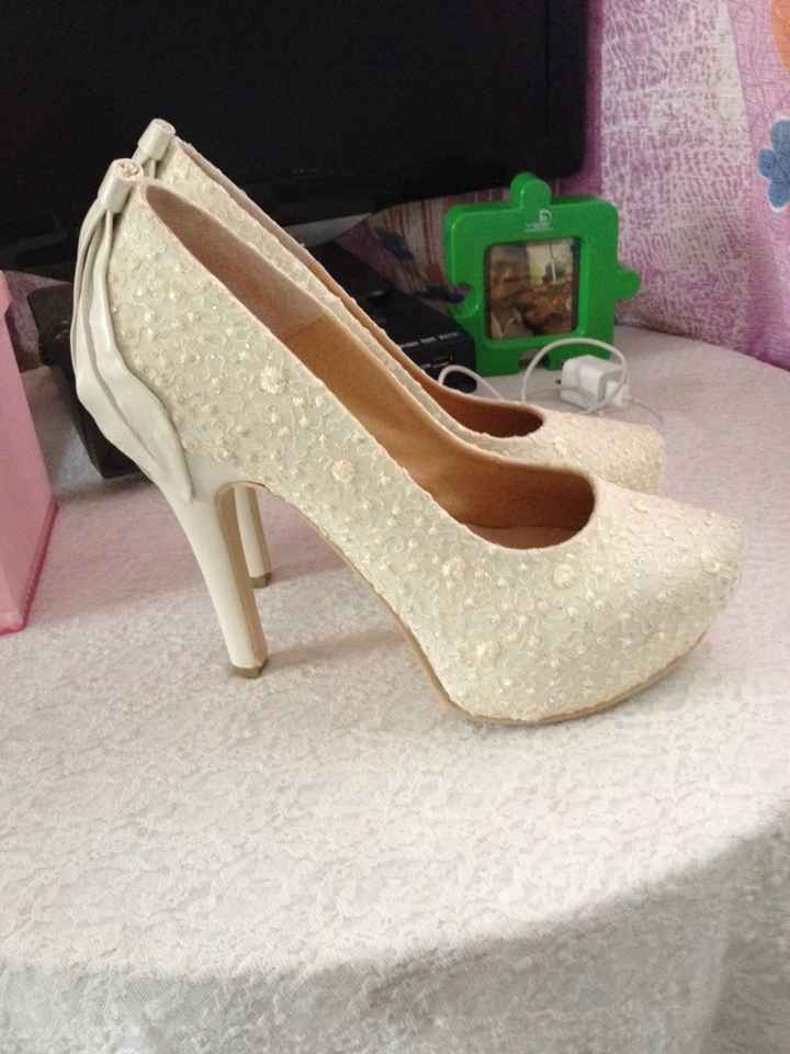 Mis zapatillas del gran día  - 1