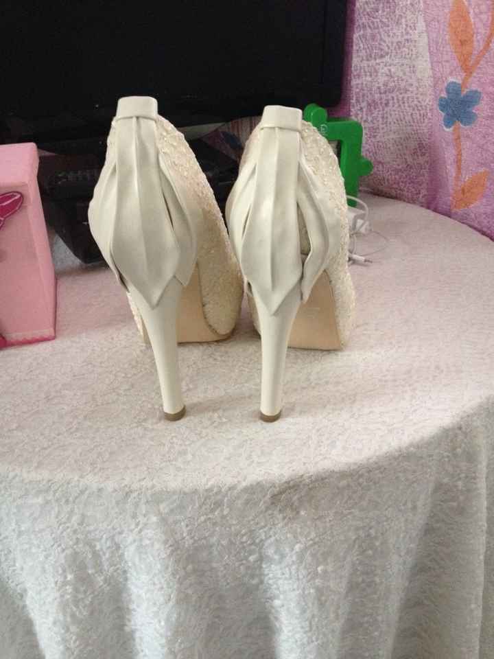 Mis zapatillas del gran día  - 2