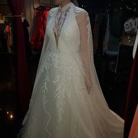 Auxilio. Ayuda con mi vestido - 1
