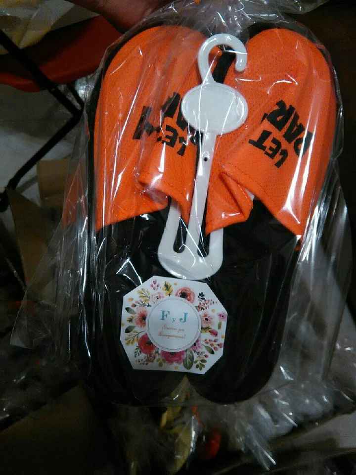 Mis pantunflas y chanclas - 2