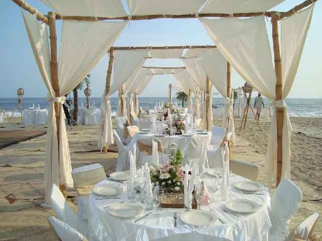 Mesas largas o mesas redondas - 1