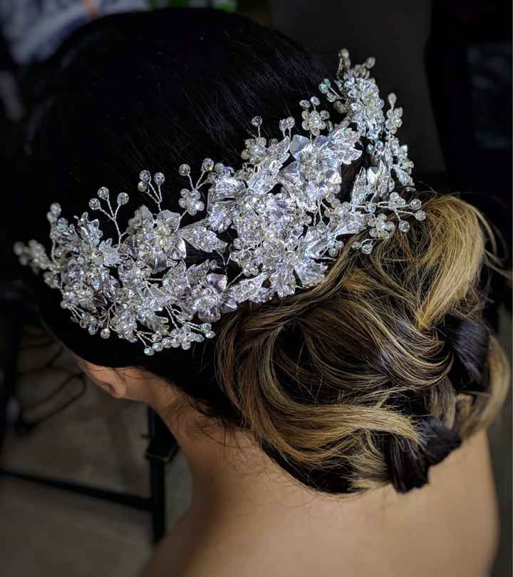 Compartan sus accesorios o tocados de novia 👰 - 1