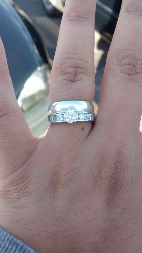 Presuman sus anillos de compromiso nenas! - 1