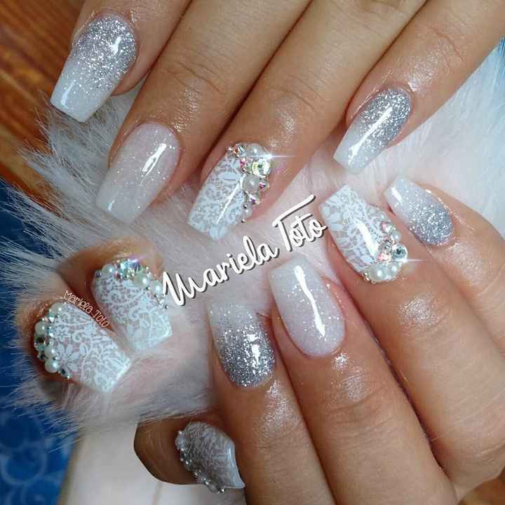 Uñas de acrílico - 11