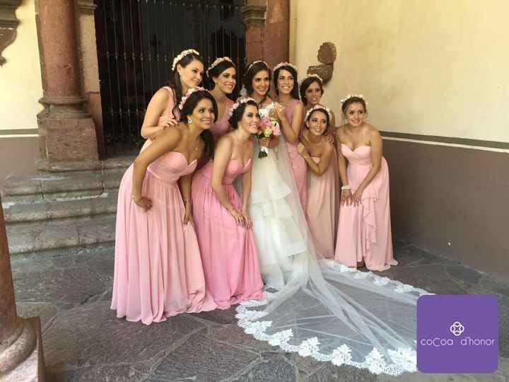 Color de vestido para las damas... - 1