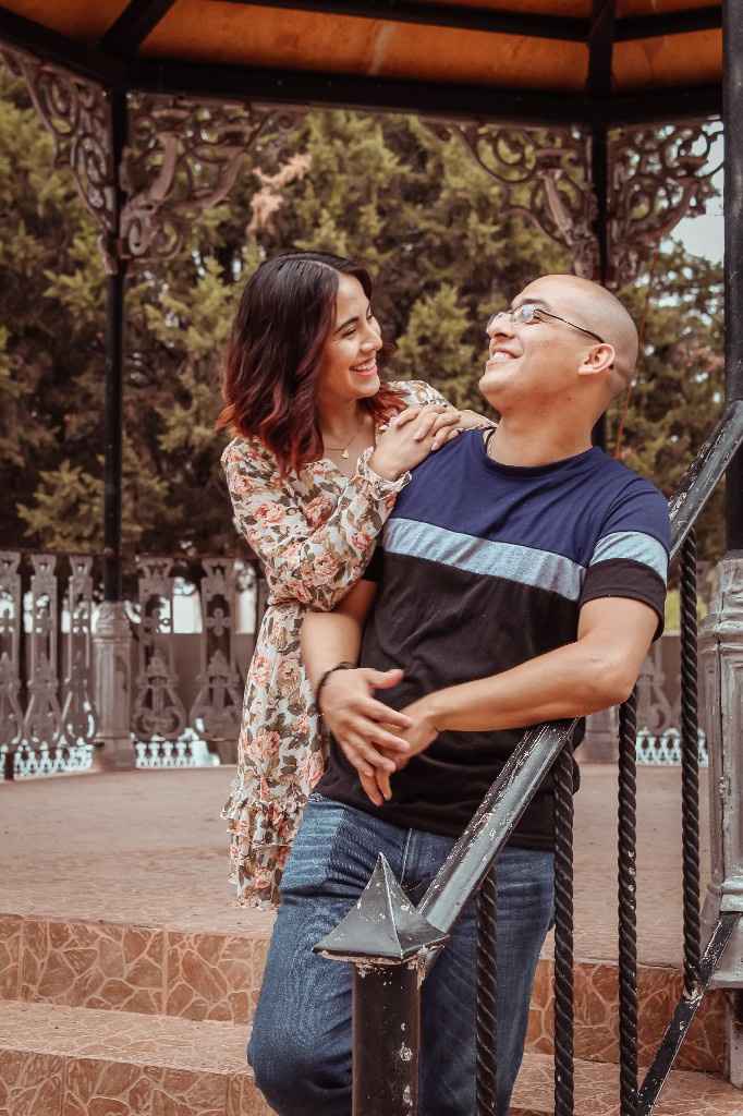 Reto con regalo: Sube una foto con tu pareja🎁 - 1